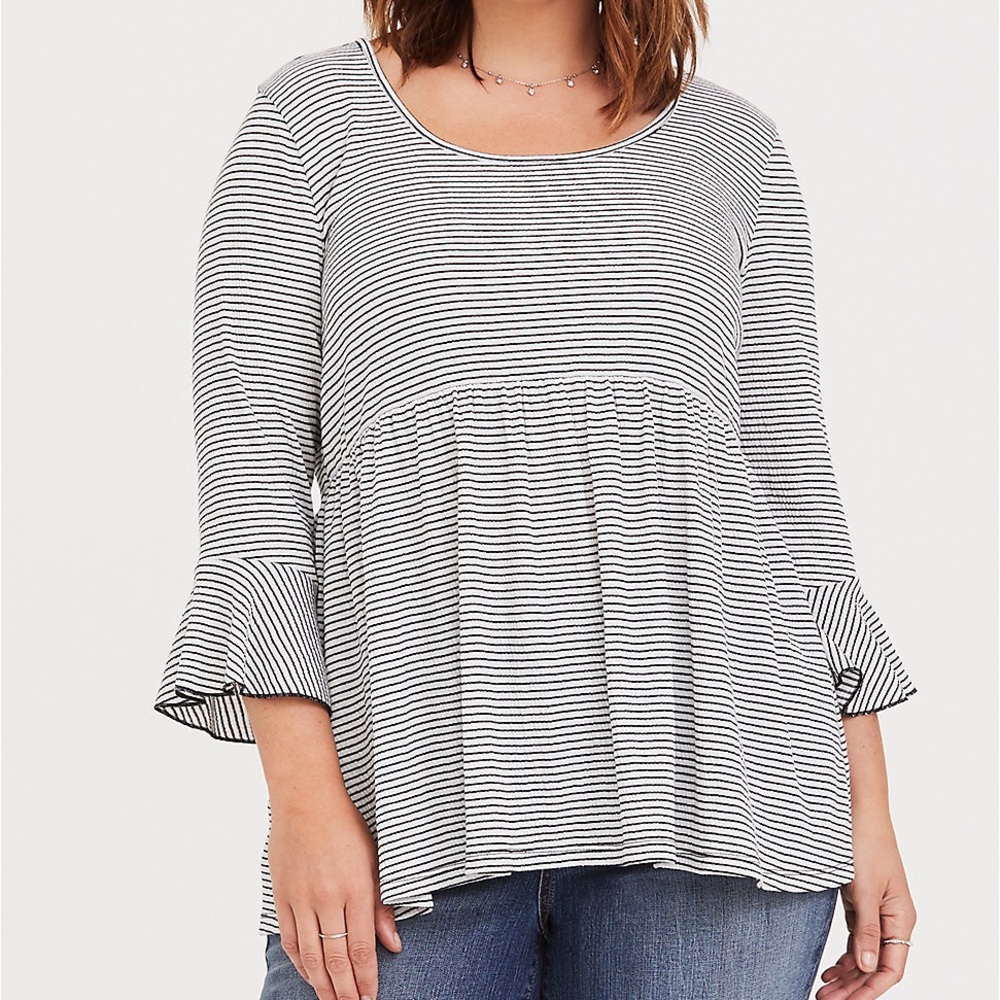 TORRID 3 | STRIPE BELL SLEEVE BABYDOLL TEE
